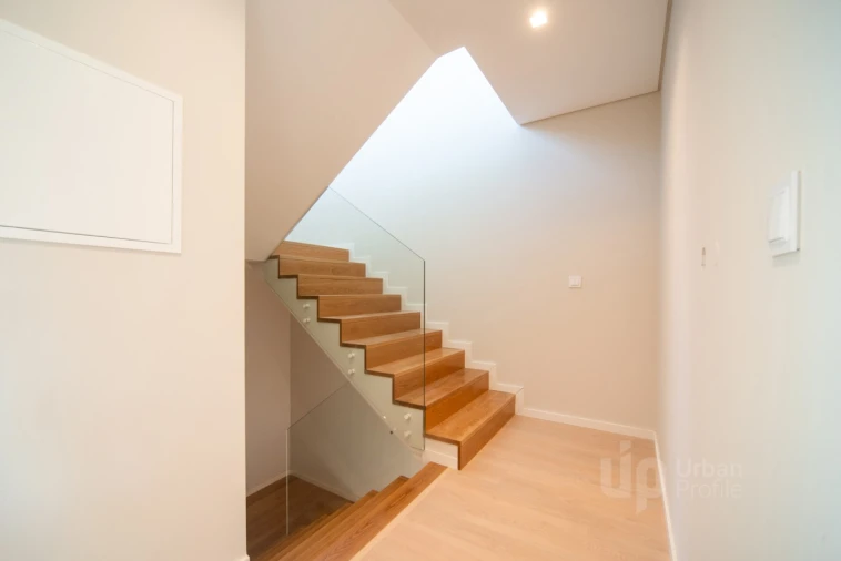 Moradia T4 para Venda em Alcabideche Foto 24