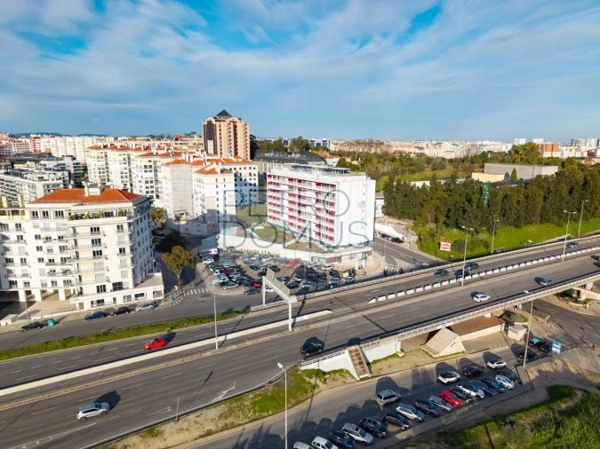 Apartamento T2 para Venda em São Domingos de Benfica Foto 35