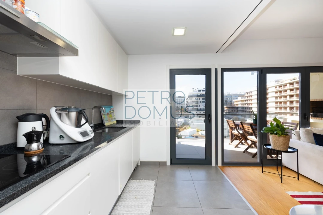 Apartamento T3 para Venda em Seixal, Arrentela e Aldeia de Paio Pires Foto 11