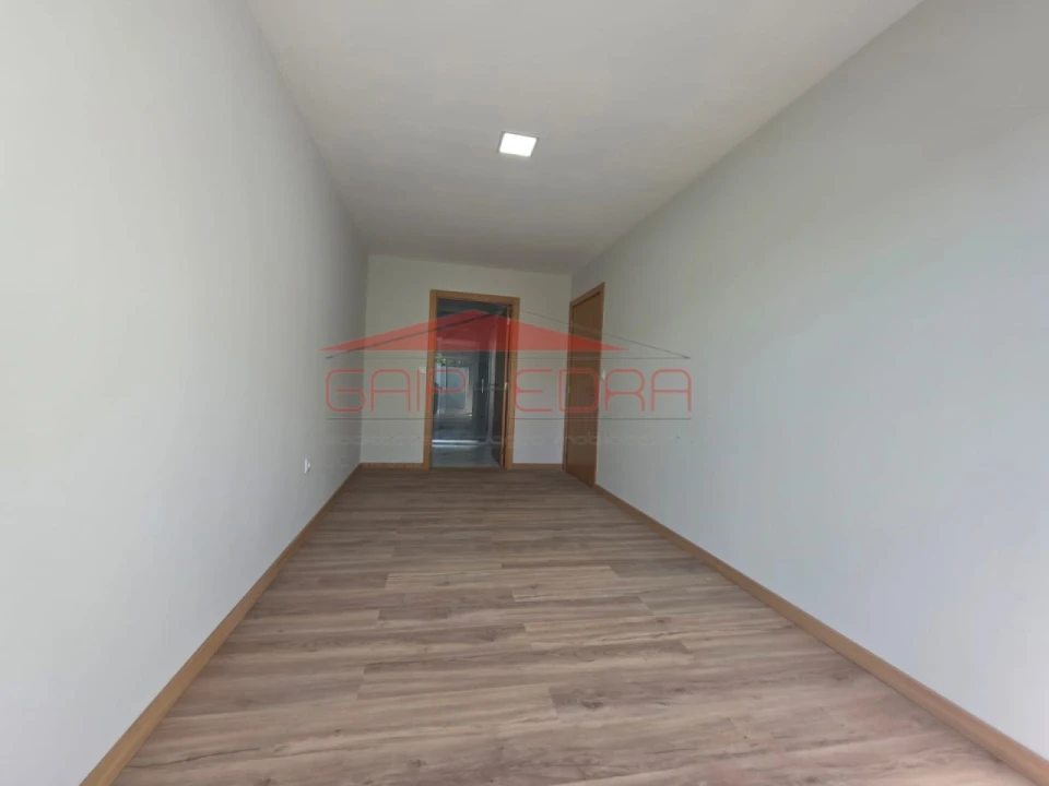 Moradia T2 para Venda em Santa Joana Foto 12