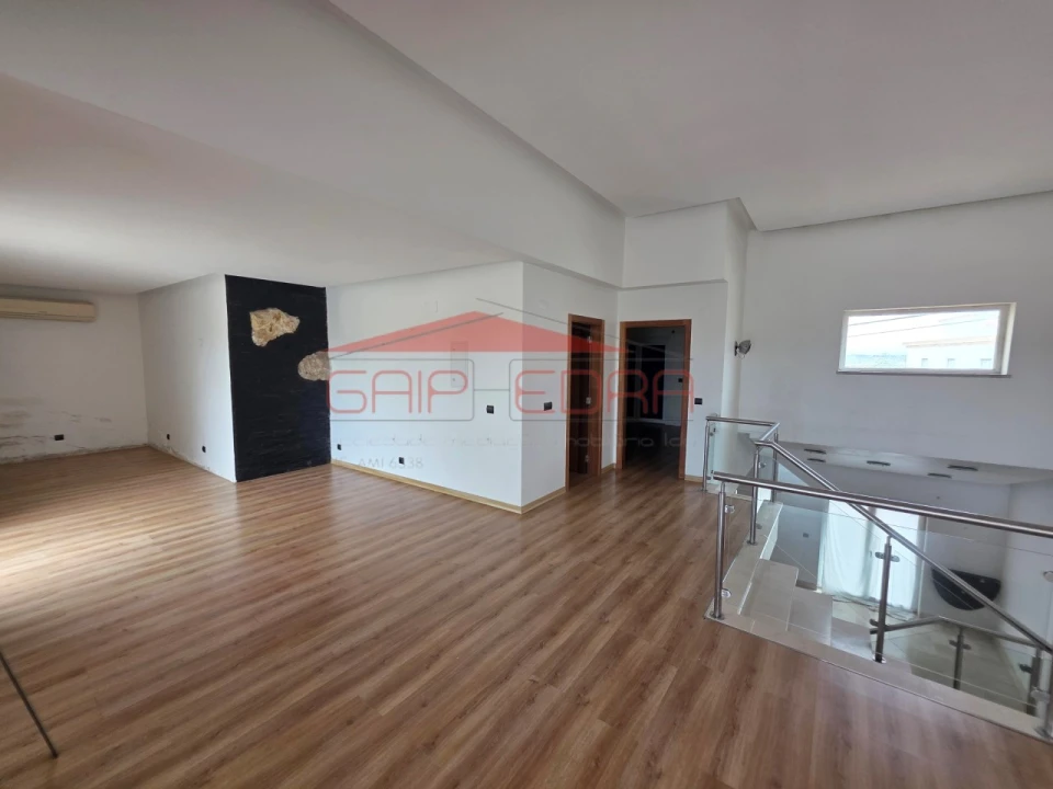 Moradia T4 para Venda em Atouguia da Baleia Foto 14