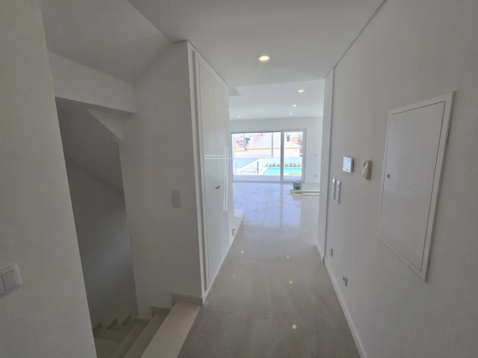 Moradia T3 para Venda em Charneca de Caparica e Sobreda Foto 8