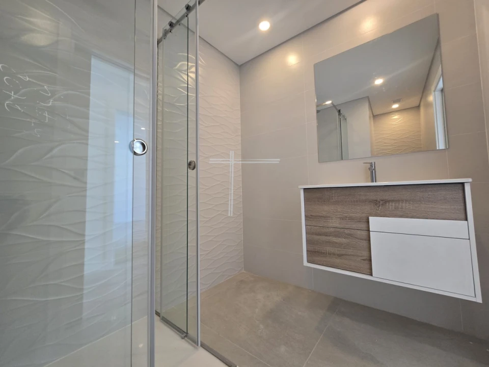 Moradia T3 para Venda em Charneca de Caparica e Sobreda Foto 22