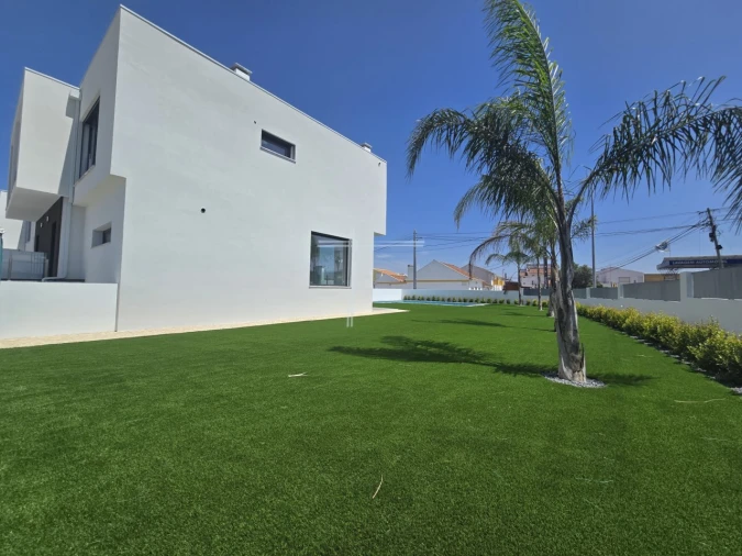 Moradia T3 para Venda em Charneca de Caparica e Sobreda Foto 27