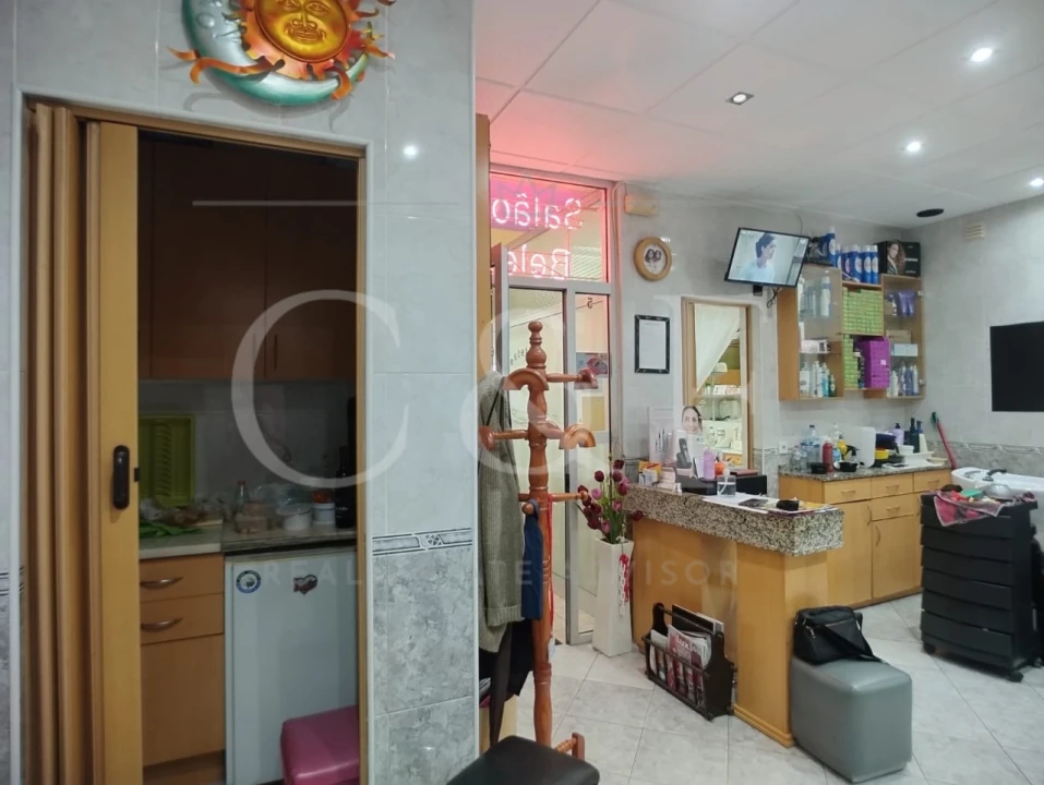 Negócio para Arrendamento em Rio de Mouro Foto 7