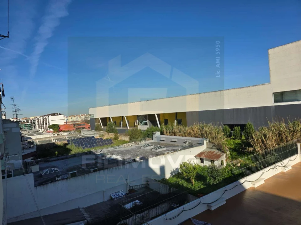 Quarto para Arrendamento em Benfica Foto 15