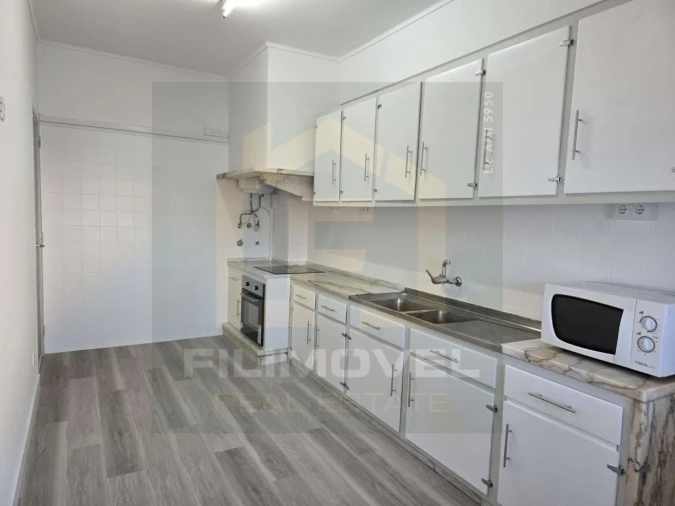 Quarto para Arrendamento em Benfica Foto 9