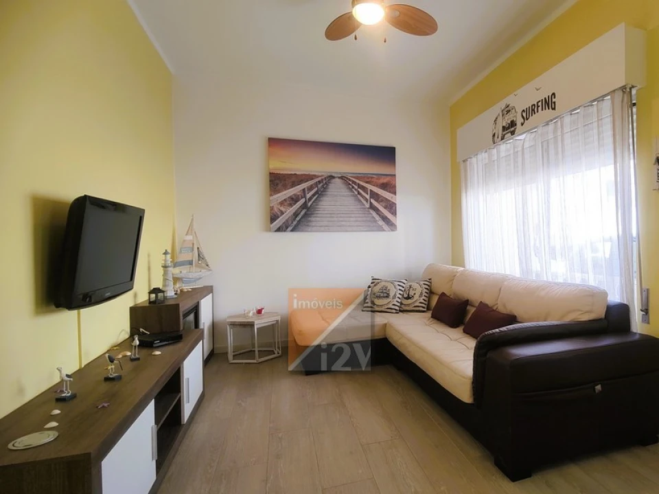 Apartamento T2 para Venda em Coimbrão Foto 4