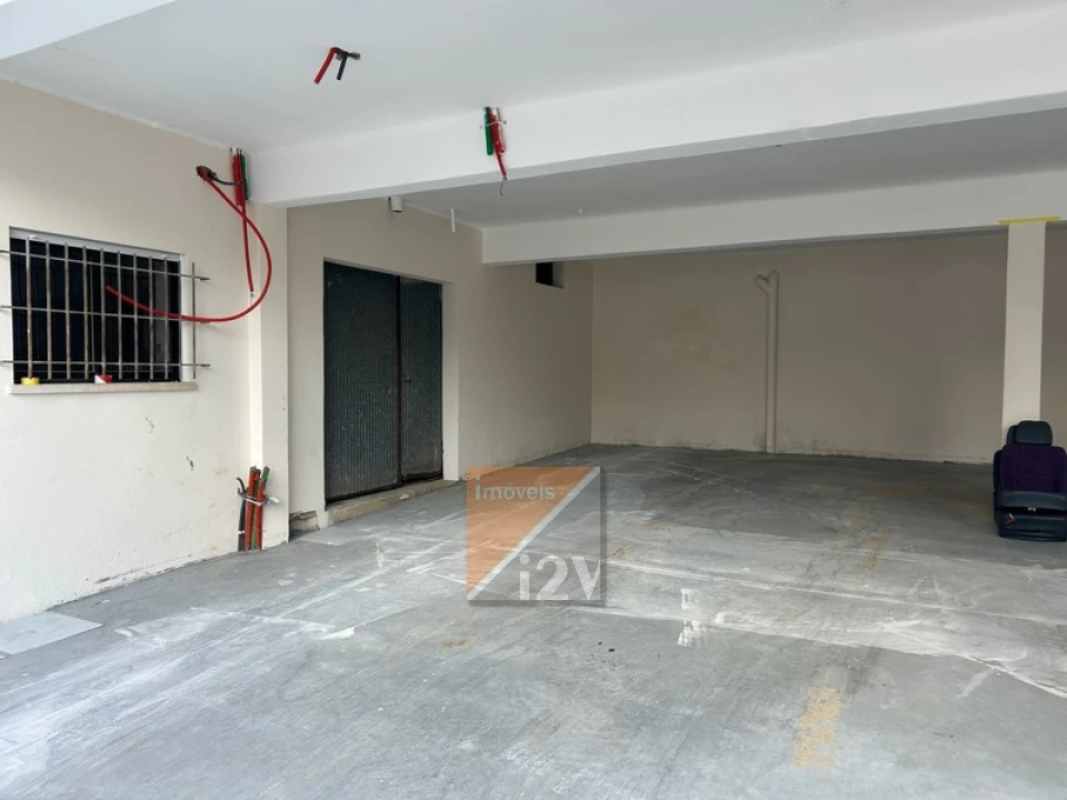 Apartamento T1 para Venda em Colmeias e Memória Foto 15