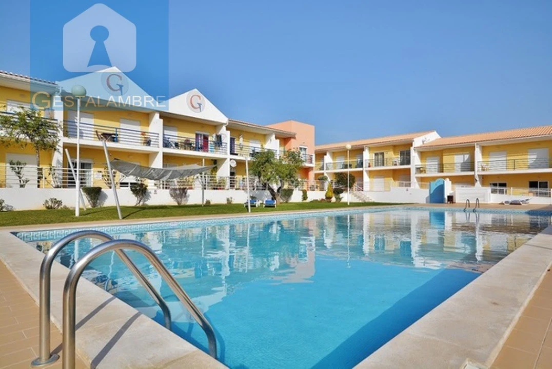 Apartamento T2 para Venda em Guia Foto 28