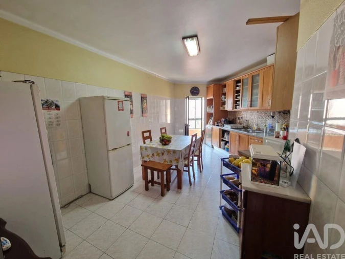 Apartamento T3 para Venda em Bombarral e Vale Covo Foto 8