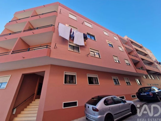 Apartamento T3 para Venda em Bombarral e Vale Covo Foto 1
