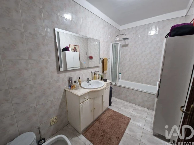 Apartamento T3 para Venda em Bombarral e Vale Covo Foto 15