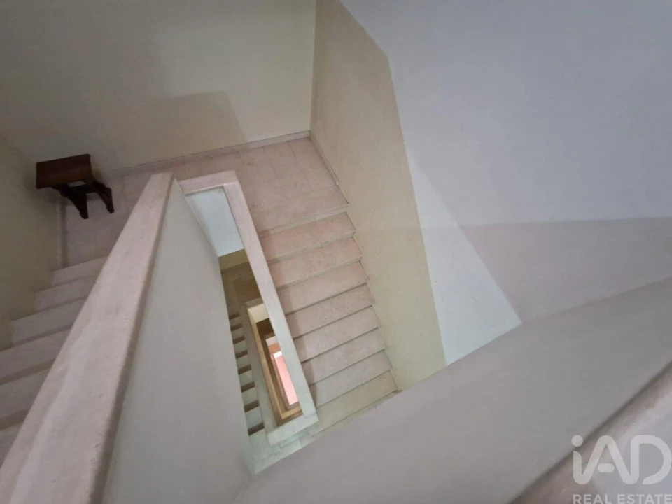 Apartamento T3 para Venda em Bombarral e Vale Covo Foto 4