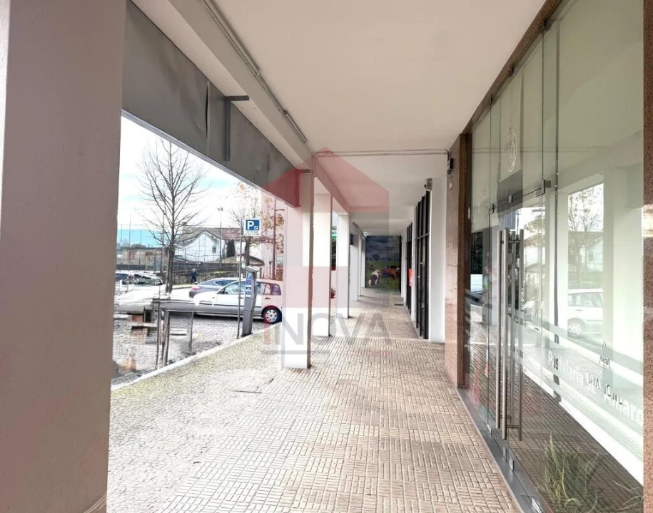 Loja para Venda em Vila Verde e Barbudo Foto 9