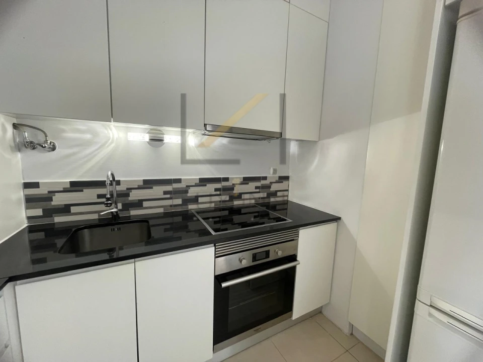 Apartamento T1 para Venda em Quinta do Anjo Foto 9