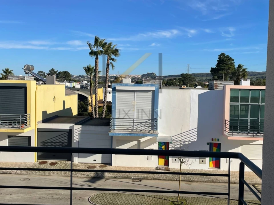 Apartamento T1 para Venda em Quinta do Anjo Foto 23