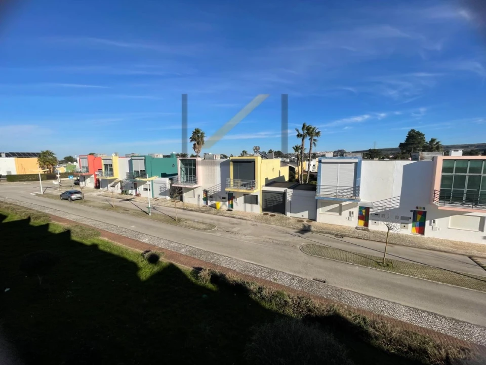 Apartamento T1 para Venda em Quinta do Anjo Foto 24