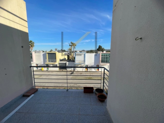 Apartamento T1 para Venda em Quinta do Anjo Foto 21