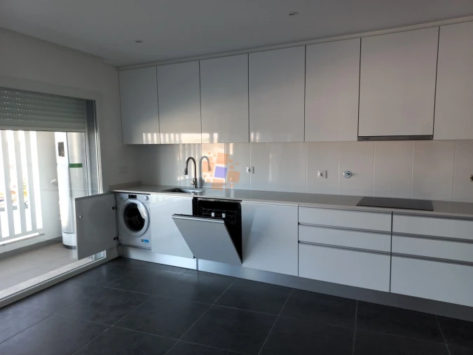 Apartamento T3 para Venda em Corroios Foto 6