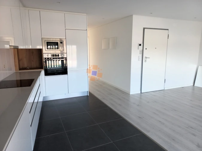 Apartamento T2 para Venda em Corroios Foto 3