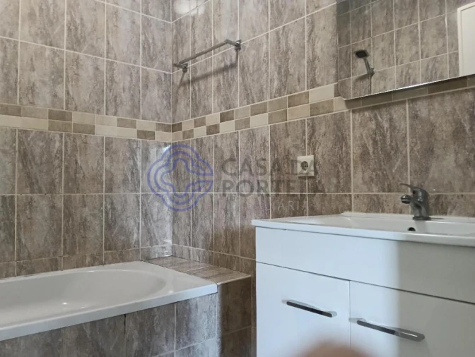 Moradia T2 para Arrendamento em Fânzeres e São Pedro da Cova Foto 9