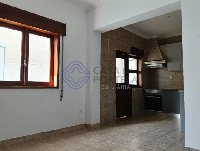 Moradia T2 para Arrendamento em Fânzeres e São Pedro da Cova Foto 5