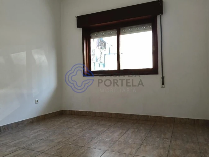 Moradia T2 para Arrendamento em Fânzeres e São Pedro da Cova Foto 12