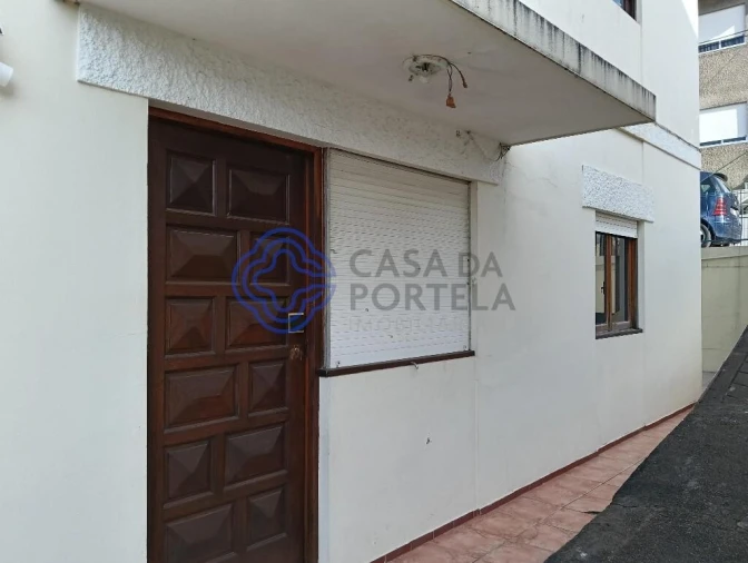 Moradia T2 para Arrendamento em Fânzeres e São Pedro da Cova Foto 3