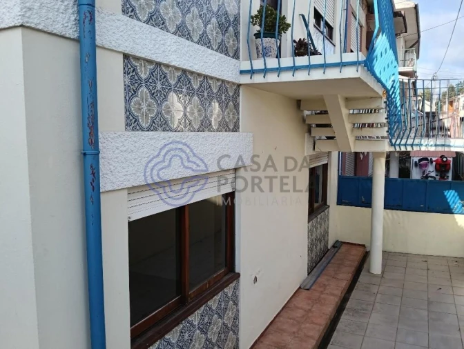 Moradia T2 para Arrendamento em Fânzeres e São Pedro da Cova Foto 1