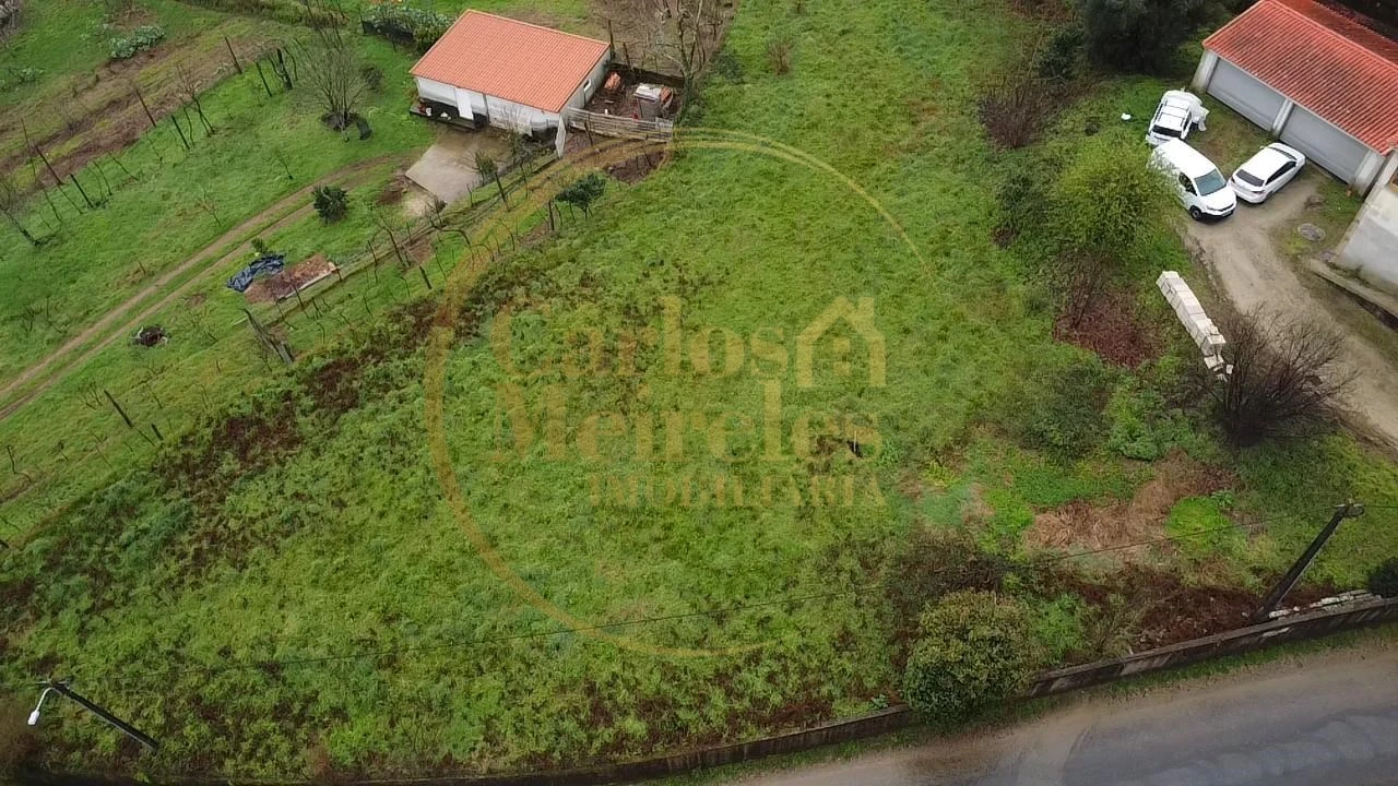 Moradia T3 para Venda em Escariz (São Mamede) e Escariz (São Martinho) Foto 3
