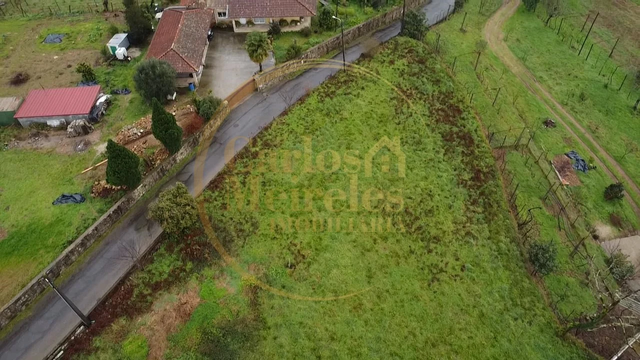 Moradia T3 para Venda em Escariz (São Mamede) e Escariz (São Martinho) Foto 6