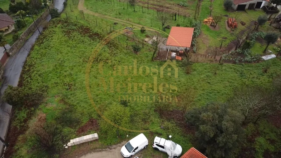 Moradia T3 para Venda em Escariz (São Mamede) e Escariz (São Martinho) Foto 8