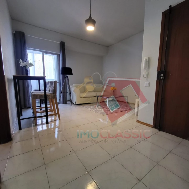 Apartamento T1 para Venda em União das Freguesias de Setúbal Foto 1
