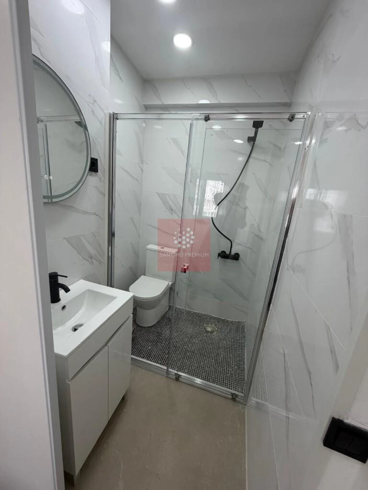 Apartamento T1 para Venda em Alfragide Foto 13