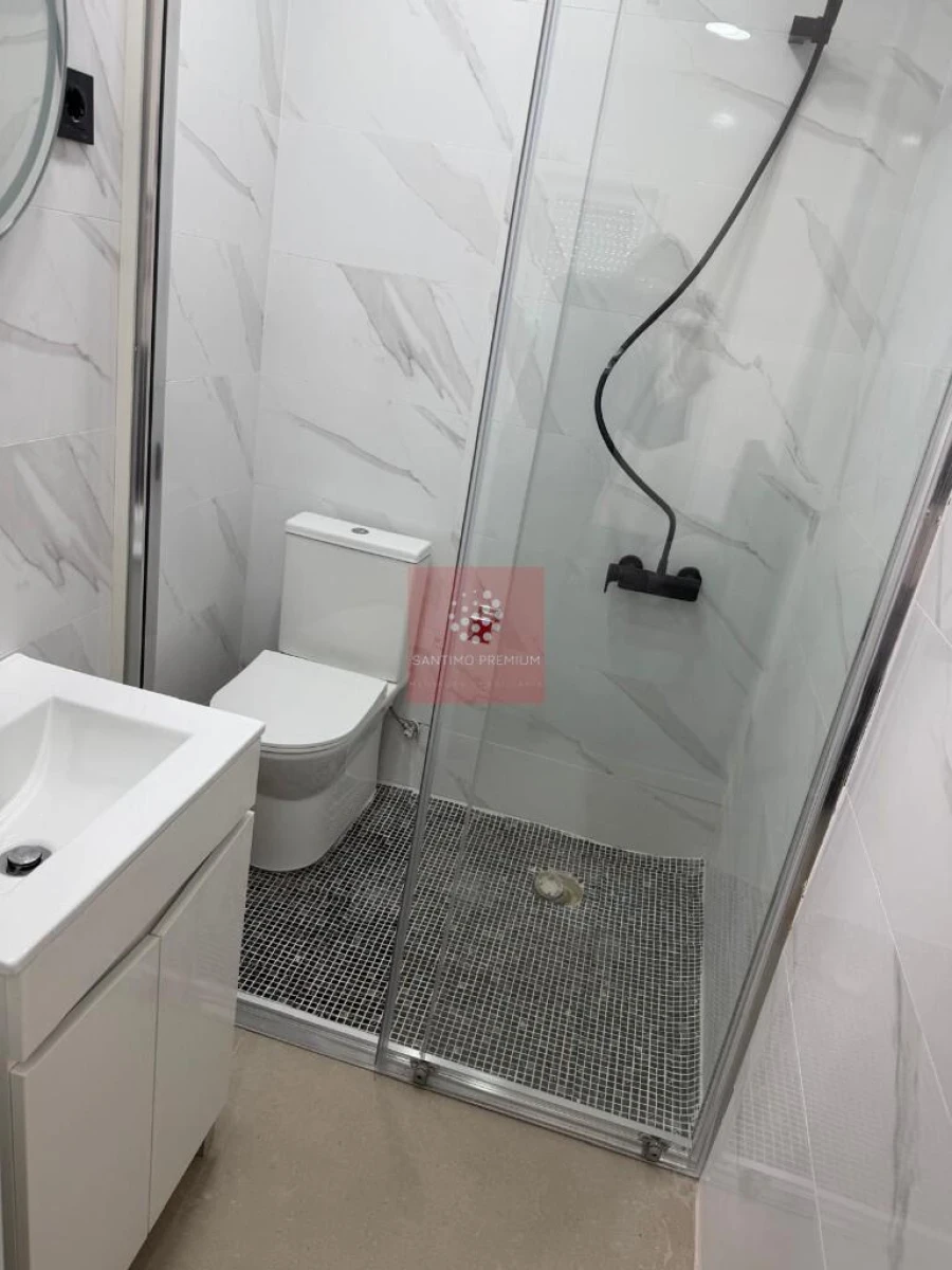 Apartamento T1 para Venda em Alfragide Foto 14