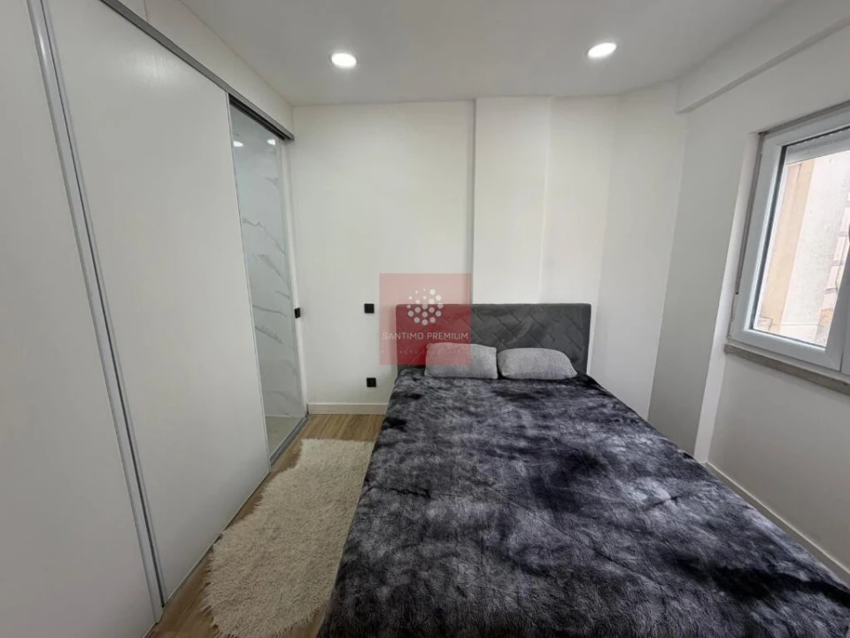 Apartamento T1 para Venda em Alfragide Foto 8