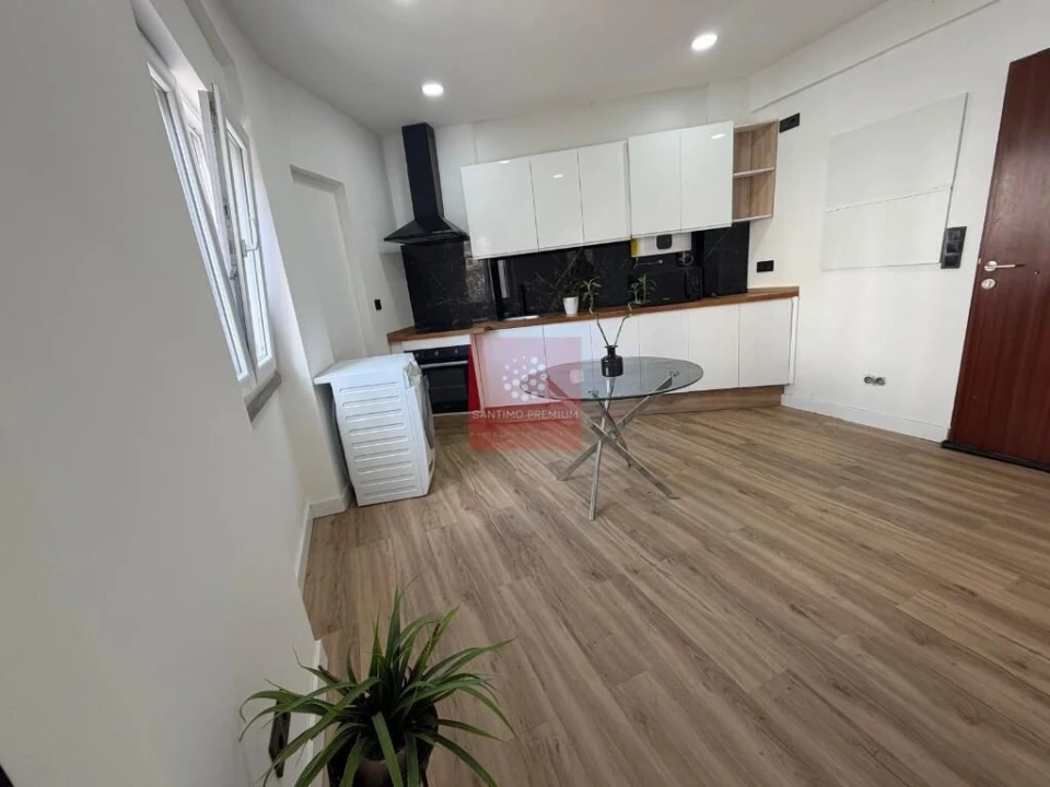 Apartamento T1 para Venda em Alfragide Foto 5