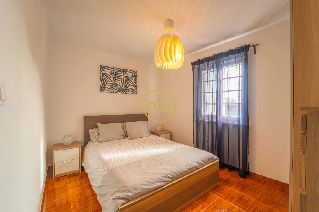 Moradia T1 para Venda em Agua de Pau Foto 6