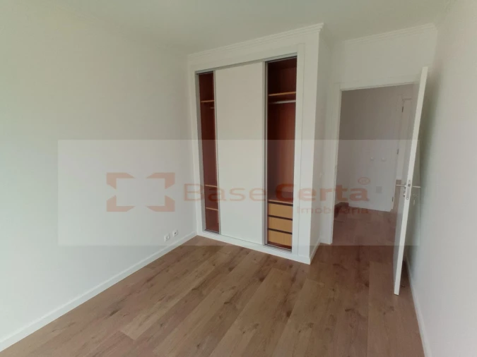 Moradia T4 para Venda em Ericeira Foto 9