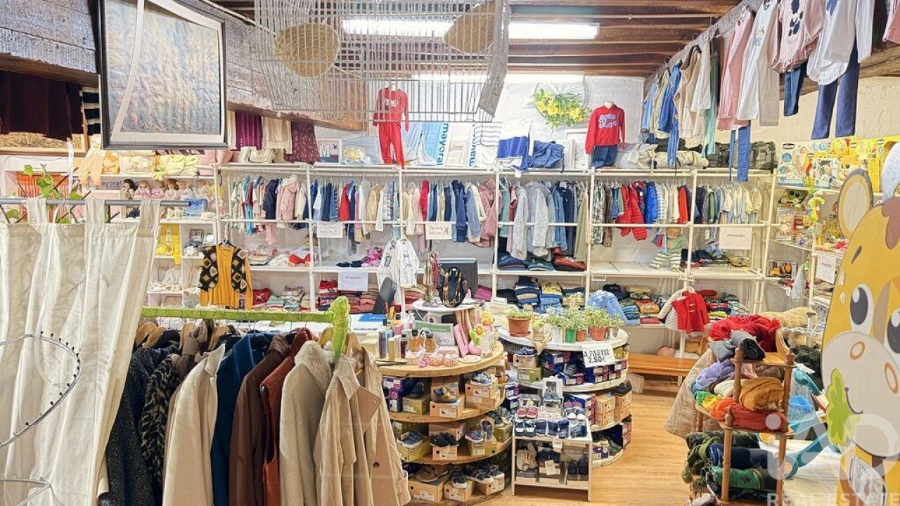 Loja para Venda em Amiais de Baixo Foto 6