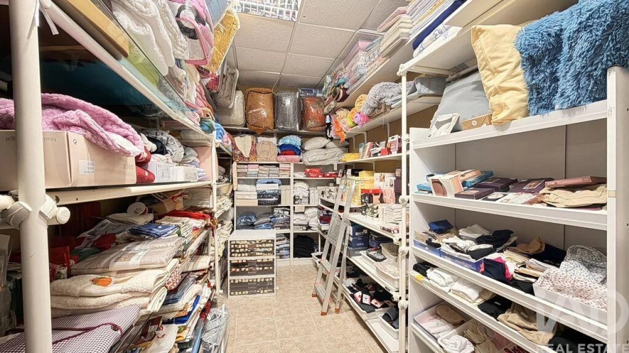 Loja para Venda em Amiais de Baixo Foto 4