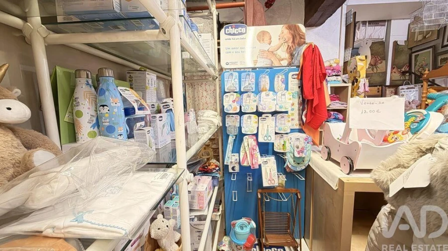 Loja para Venda em Amiais de Baixo Foto 10