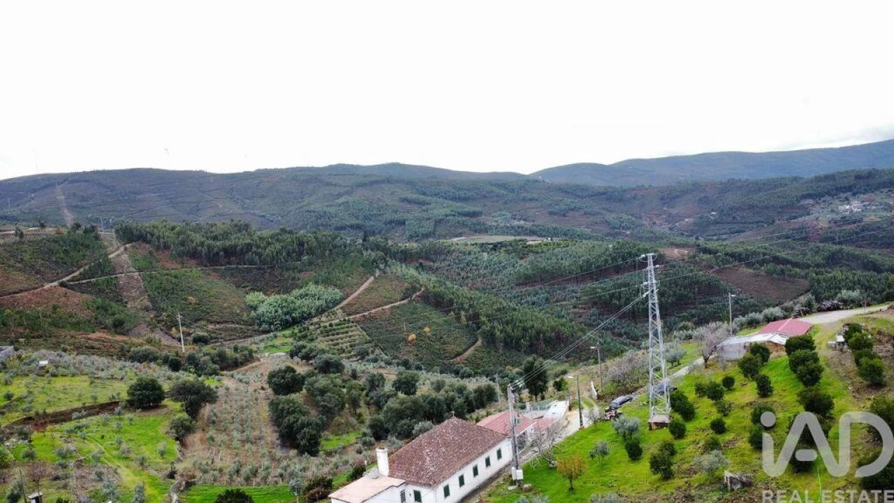 Moradia T4 para Venda em Sobral Foto 40