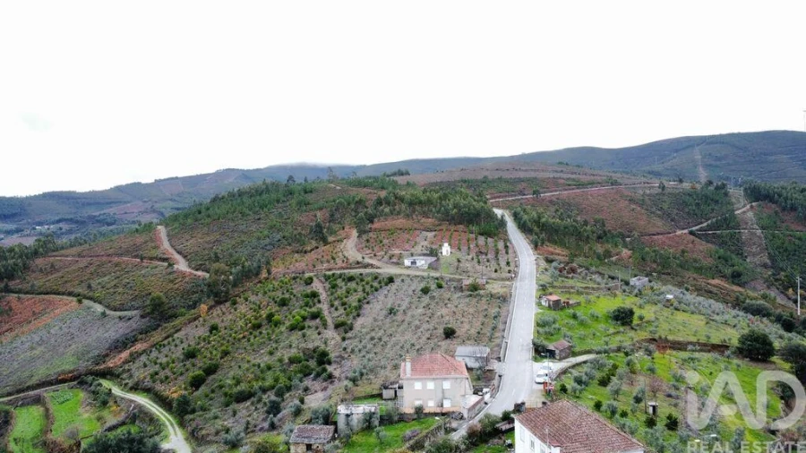 Moradia T4 para Venda em Sobral Foto 39