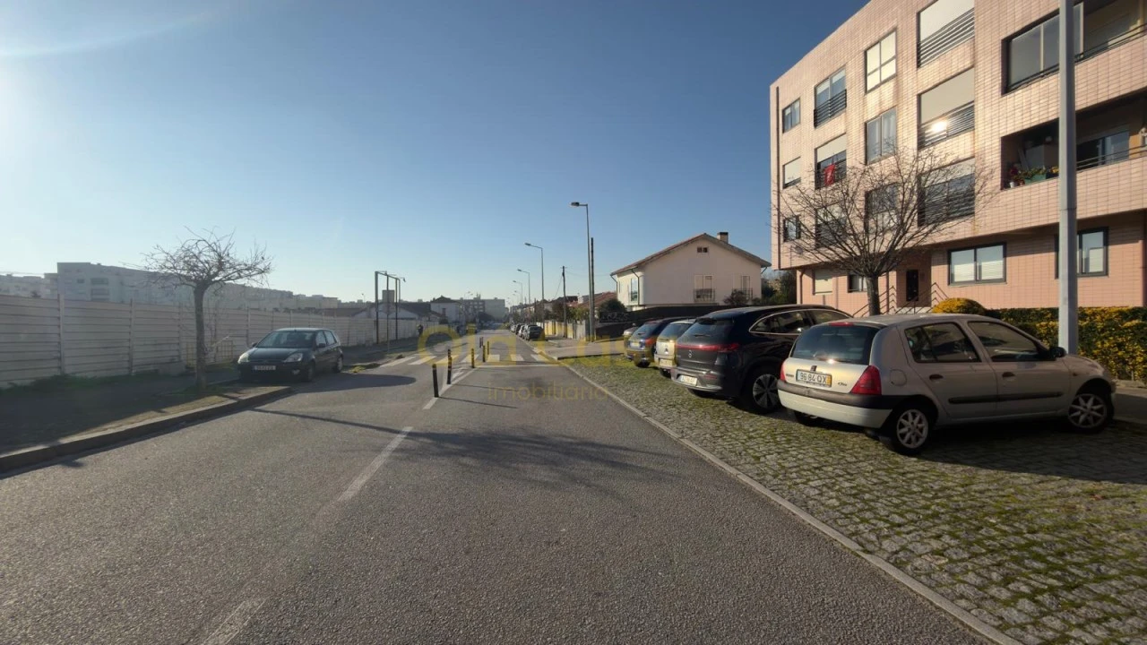 Apartamento para Venda em São Mamede de Infesta e Senhora da Hora Foto 2