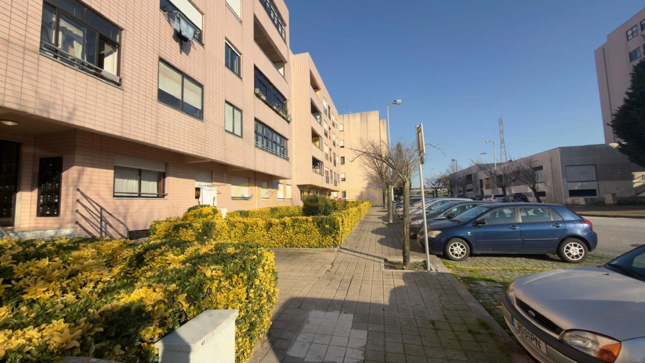 Apartamento para Venda em São Mamede de Infesta e Senhora da Hora Foto 9