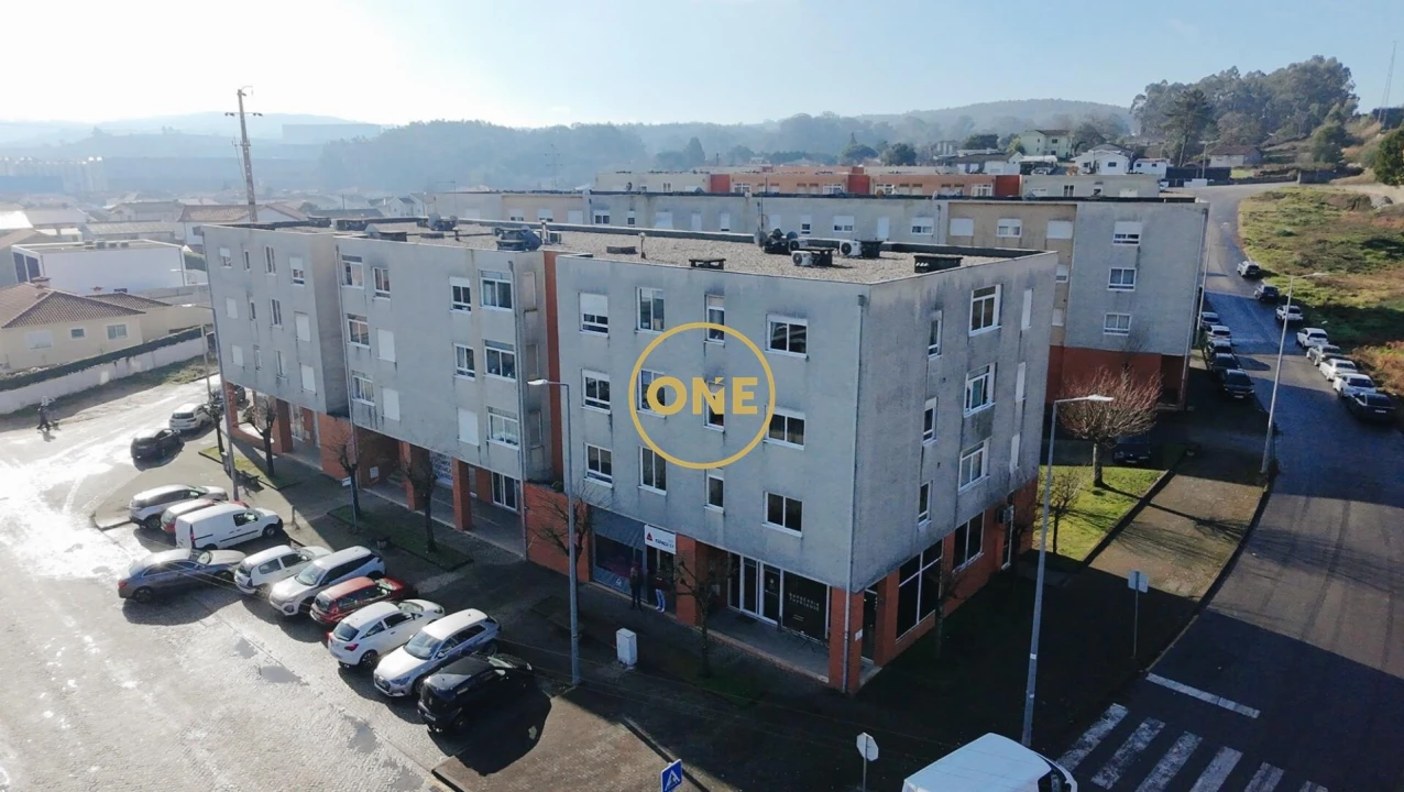 Apartamento T2 para Venda em Santo Tirso, Couto (Santa Cristina e São Miguel) e Burgães Foto 2