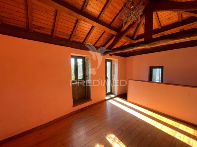 Moradia T3 para Venda em Alvarenga Foto 7