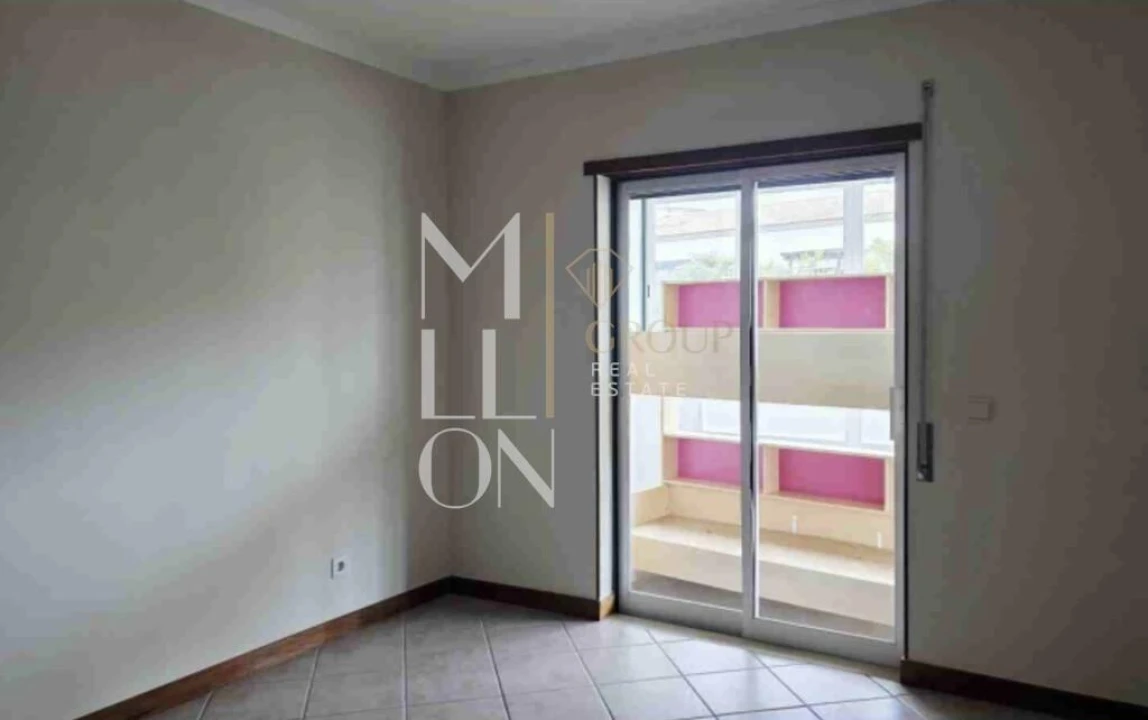 Apartamento T2 para Venda em Albufeira e Olhos de Água Foto 3